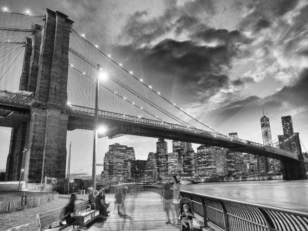 Фотошпалери Бруклинський міст у негоду