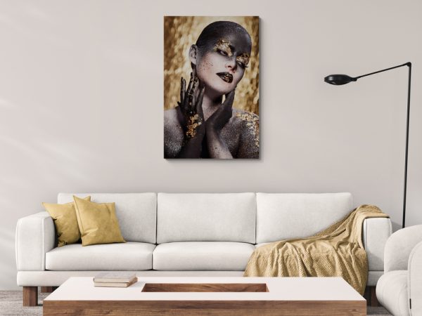 Картина Black&Gold Жінка Картина на полотні Black&Gold Жінка. Золоте сяйво та чорний оксамит